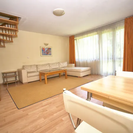 Gloria Palace Diplomat Szálloda Szófia